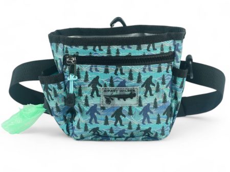 Sasquatch Mountain Tail-Along Pouch 2.0 Online Sale