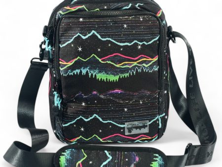 Mountain Pulse V1 Tablet Crossbody Online Sale